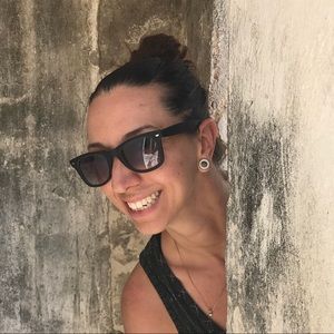 Meet your Posher, Ashley